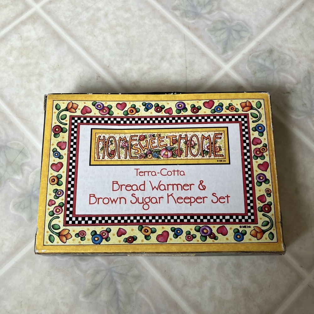 Mary Engelbreit Terra Cotta Bread Warmer  Brown Sugar keeper Home Sweet Home Vtg